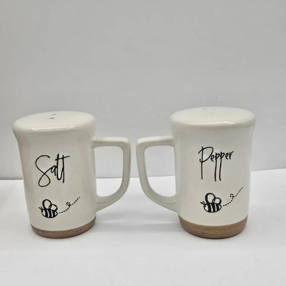 Bee Salt Pepper Shakers Set Ceramic Mug Style Kitchen‎ Decor Gift